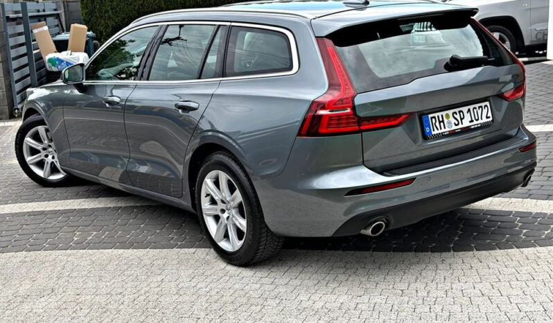 Volvo V60 D4 Drive-E Dynamic Edition (Momentum) full
