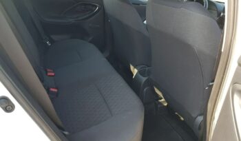 Toyota Yaris full