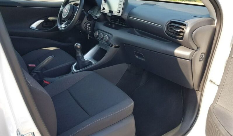 Toyota Yaris full