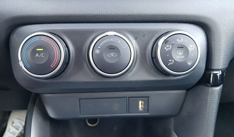 Toyota Yaris full
