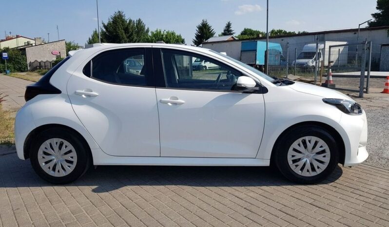 Toyota Yaris full