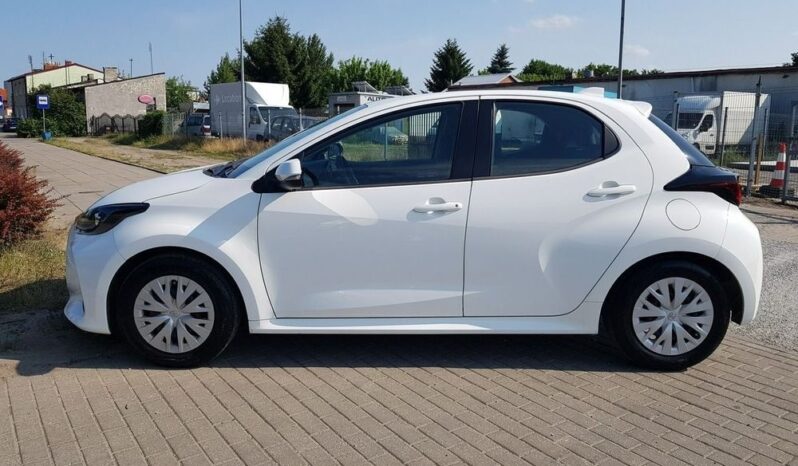 Toyota Yaris full