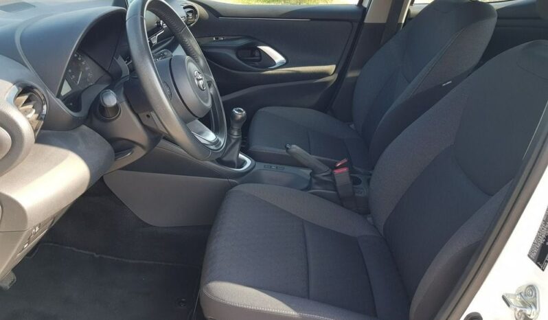 Toyota Yaris full