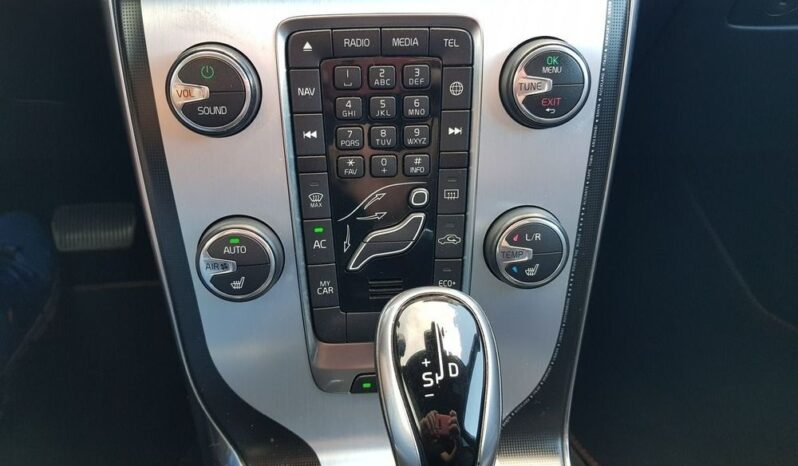 Volvo V40 D3 Geartronic Ocean Race full