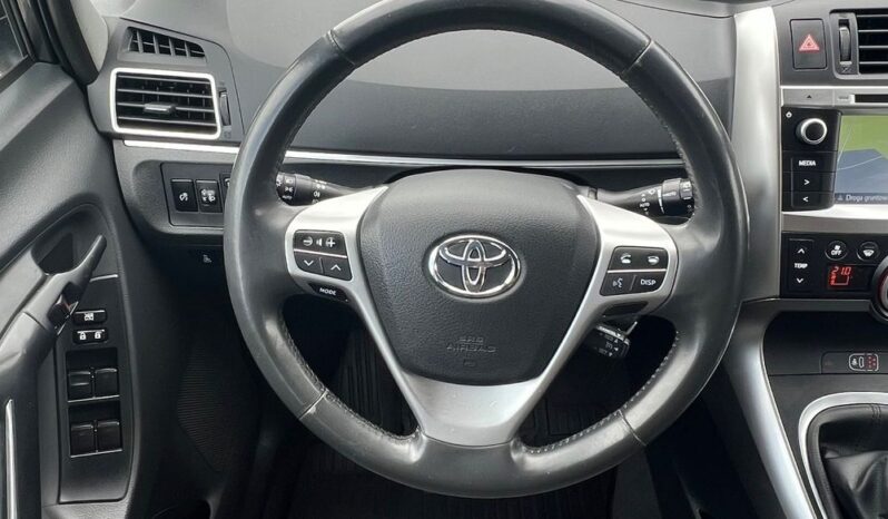 Toyota Verso 1.6 D-4D 7-Foteli Navi Kamera Klimatronik Grzane Fotele Bezwypadkowa Gwarancja full