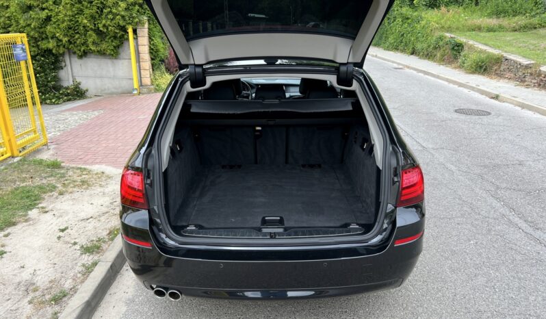 BMW F11 LIFT 530D 258KM – AUTOMAT – NAVI – NOWY ROZRZĄD – SKÓRA full