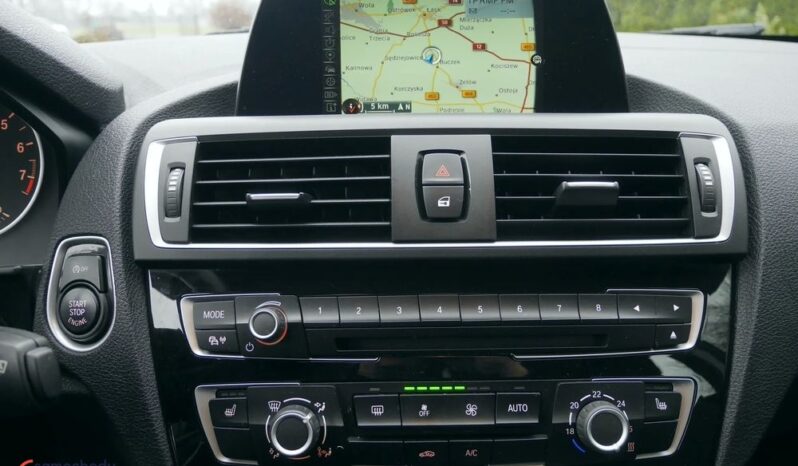 BMW Seria 1 116i Sport Line full