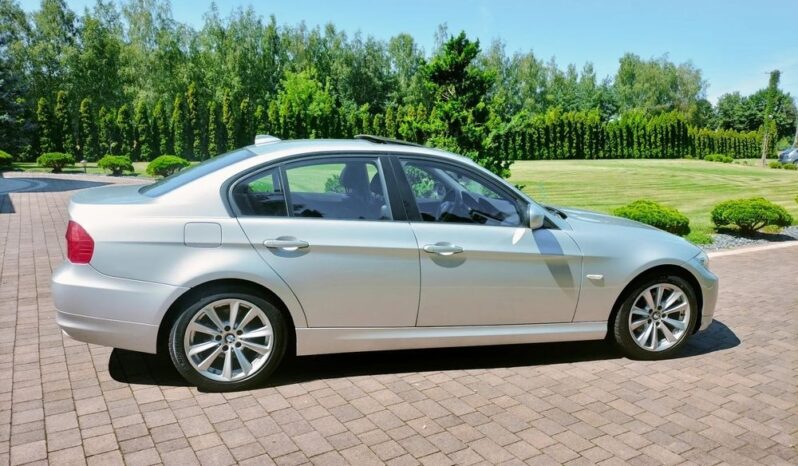 BMW Seria 3 318i Edition Exclusive full