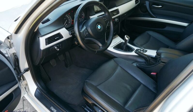 BMW Seria 3 318i Edition Exclusive full
