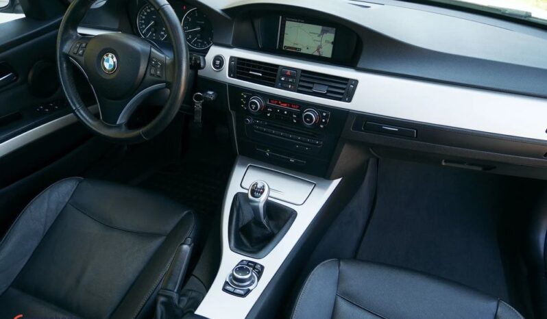 BMW Seria 3 318i Edition Exclusive full