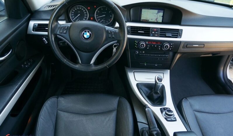 BMW Seria 3 318i Edition Exclusive full