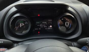 Toyota Yaris full