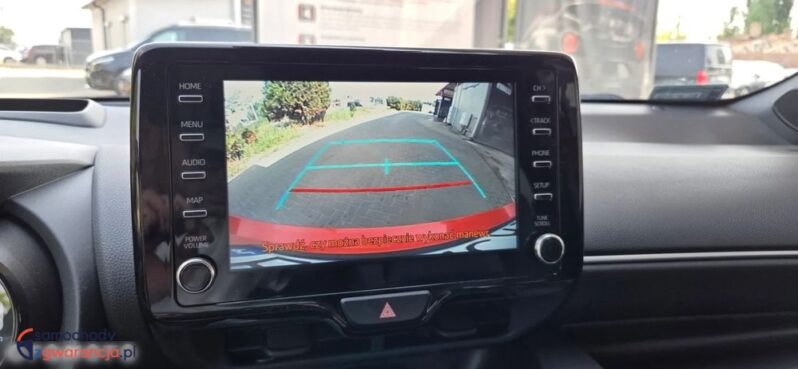 Toyota Yaris full