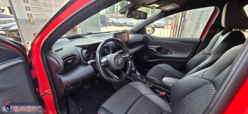 Toyota Yaris full