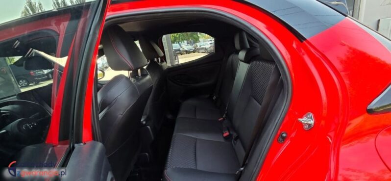 Toyota Yaris full