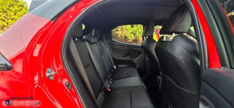Toyota Yaris full