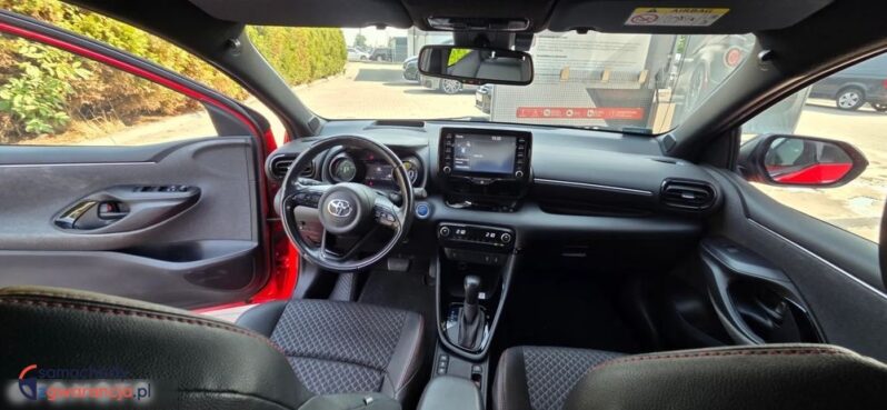 Toyota Yaris full