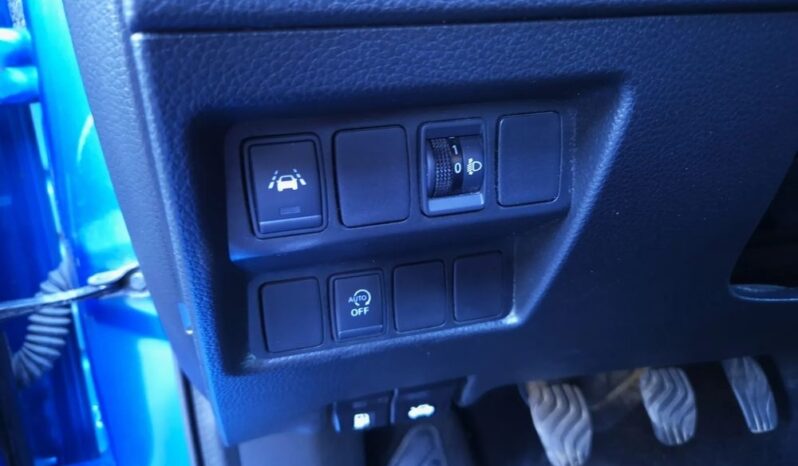 Nissan Qashqai 1.3 DIG-T N-Connecta full