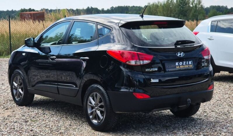 Hyundai ix35 1.6 2WD UEFA EURO 2012 Edition full