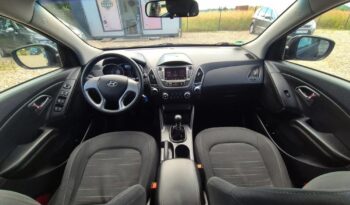 Hyundai ix35 1.6 2WD UEFA EURO 2012 Edition full