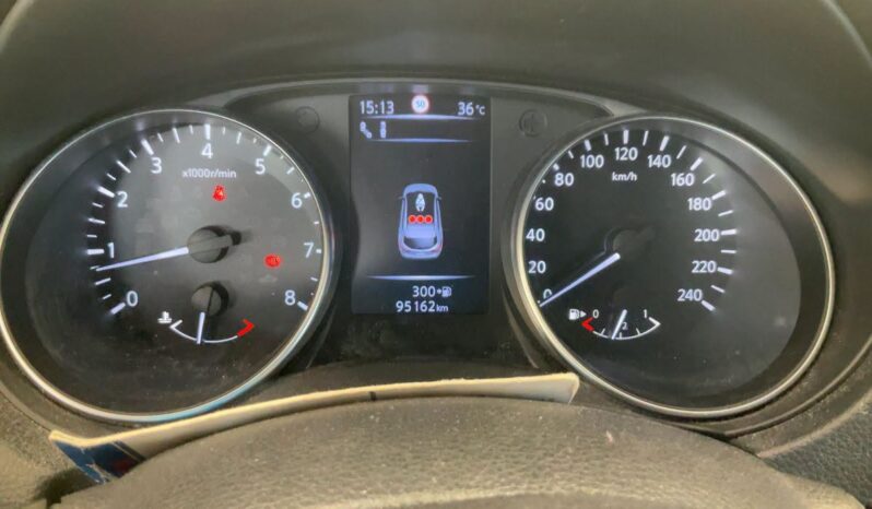 Nissan Qashqai 1.6 Tekna full