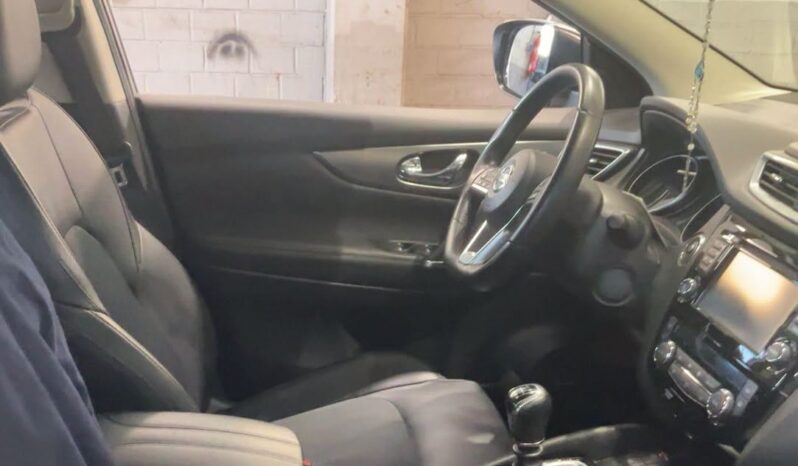 Nissan Qashqai 1.6 Tekna full