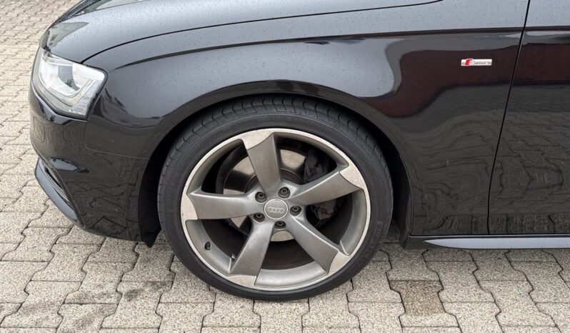 Audi A4 Avant 2,0 TDI clean diesel „S line” full