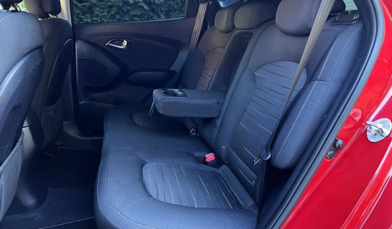 Hyundai ix35 1.6 2WD Fifa World Cup Edition full