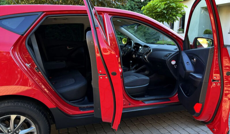 Hyundai ix35 1.6 2WD Fifa World Cup Edition full