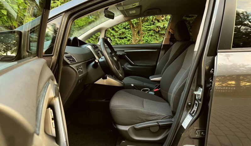 Toyota Verso 1.8 7-Sitzer Comfort full