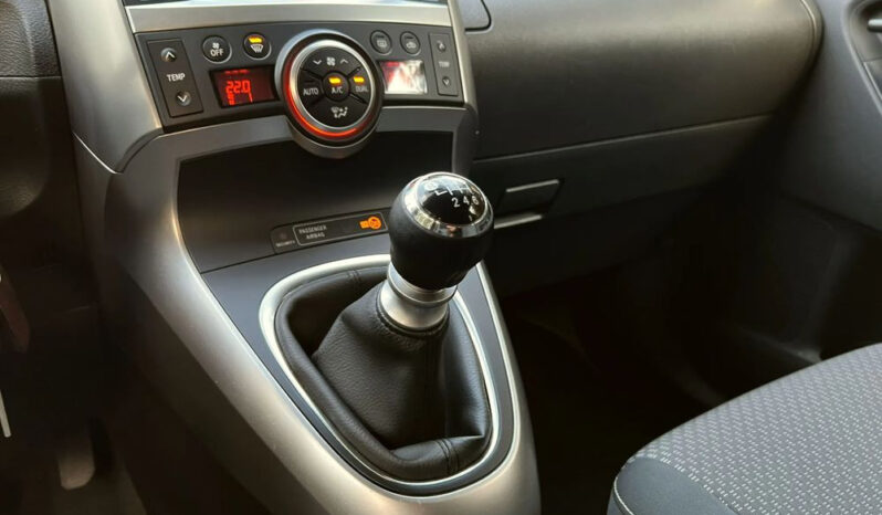 Toyota Verso 1.8 7-Sitzer Comfort full