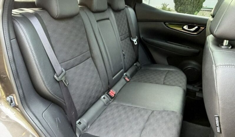 Nissan Qashqai 1.6 DIG-T Tekna full