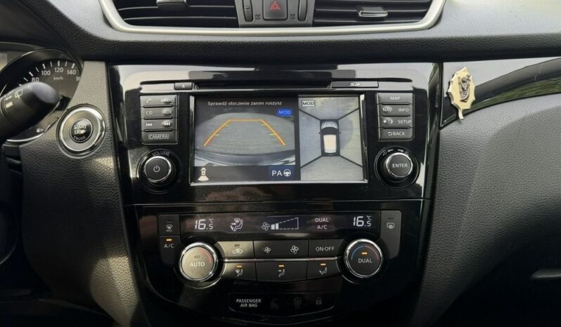 Nissan Qashqai 1.6 DIG-T Tekna full
