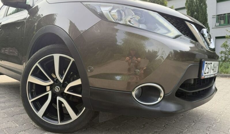 Nissan Qashqai 1.6 DIG-T Tekna full