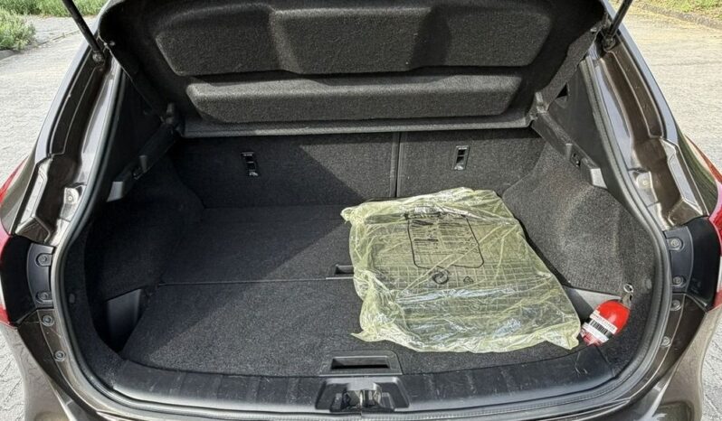 Nissan Qashqai 1.6 DIG-T Tekna full