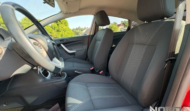 Ford Fiesta 1.25 Titanium full