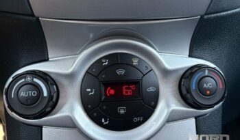 Ford Fiesta 1.25 Titanium full
