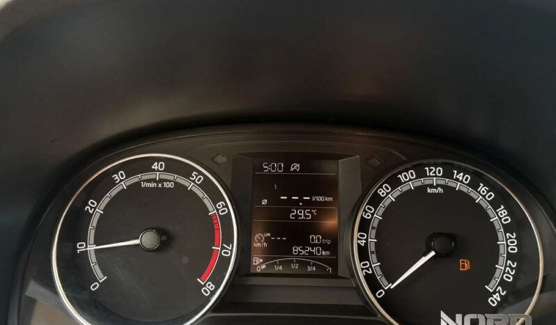 Skoda Fabia 1.0 TSI Ambition full