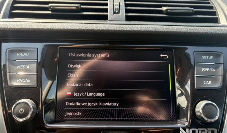 Skoda Fabia 1.0 TSI Ambition full