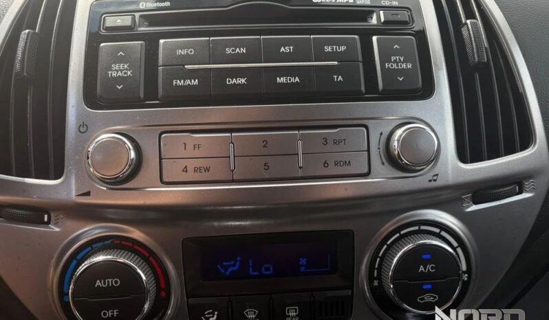 Hyundai i20 1.2 Classic full
