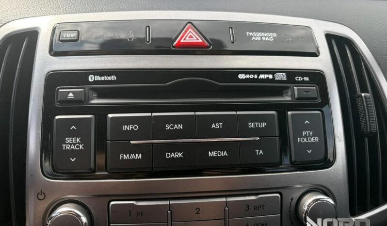 Hyundai i20 1.2 Classic full