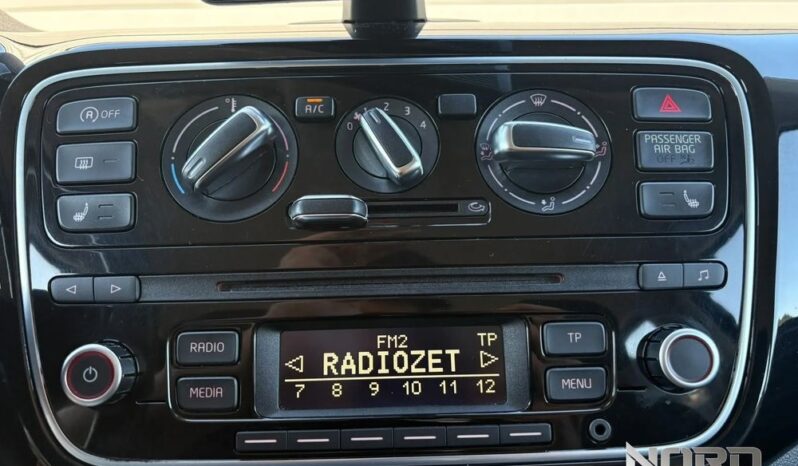 Volkswagen up! 1.0 high full