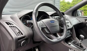 Ford Focus 1.0 EcoBoost ST-Line full