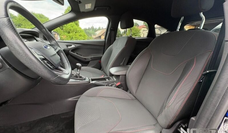 Ford Focus 1.0 EcoBoost ST-Line full