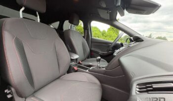 Ford Focus 1.0 EcoBoost ST-Line full