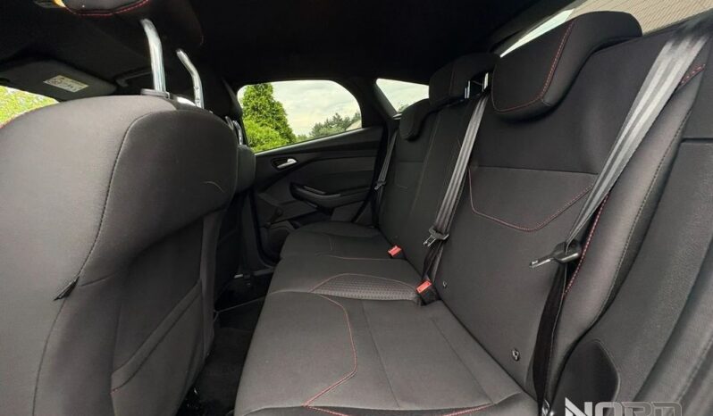 Ford Focus 1.0 EcoBoost ST-Line full