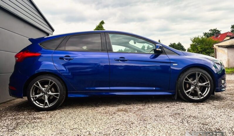 Ford Focus 1.0 EcoBoost ST-Line full