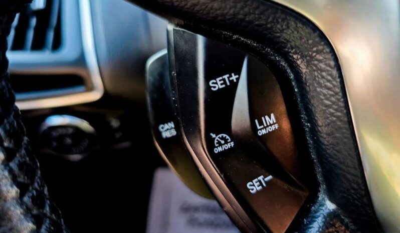 Ford Focus 1.0 EcoBoost STart-Stopp-System Titanium full