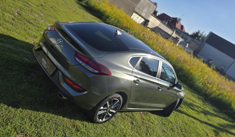 Kompakt Hyundai i30 2023 Benzyna Automatyczna FWD (przód) Szary 5 5 Polska Metalik full