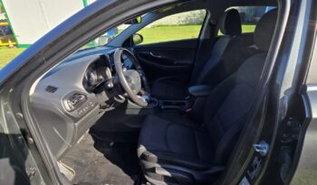 Kompakt Hyundai i30 2023 Benzyna Automatyczna FWD (przód) Szary 5 5 Polska Metalik full
